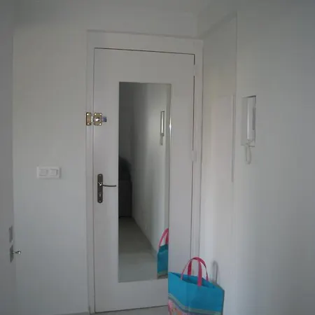 Carlotta Apartment